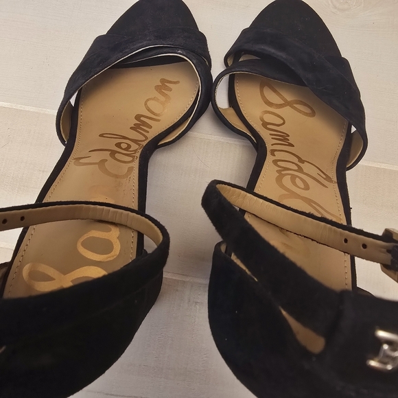 {11} Sam Edelman Yancy Block Heel Ankle Strap Sandals in Black Suede - Picture 10 of 16